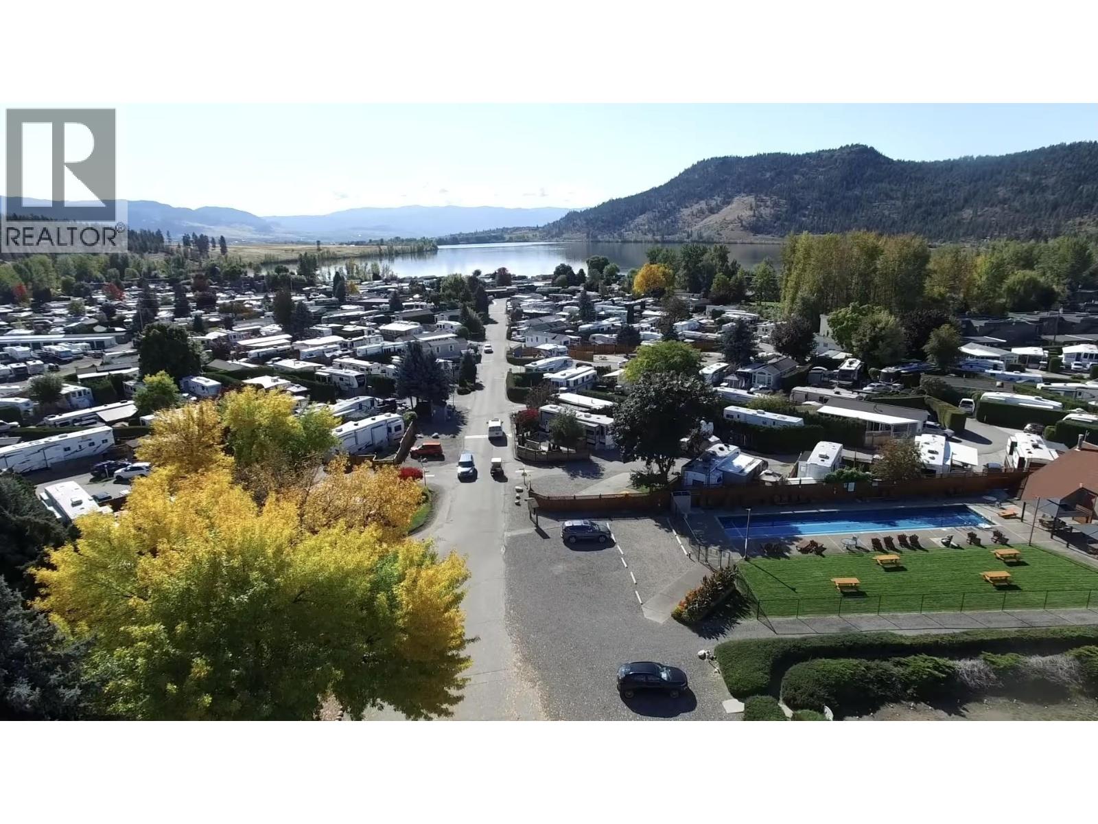 415 Commonwealth Road Unit 12, Kelowna, BC V4V 1P4