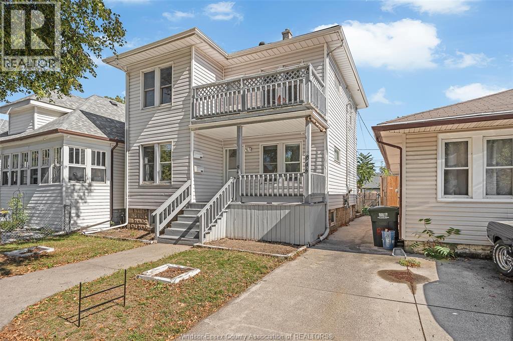 842-844 Ellrose Ave, Windsor, ON N8Y 3W7