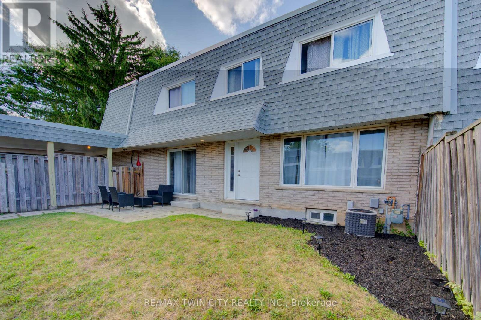 47 14 Williamsburg Rd, Kitchener, ON N2E 1W1