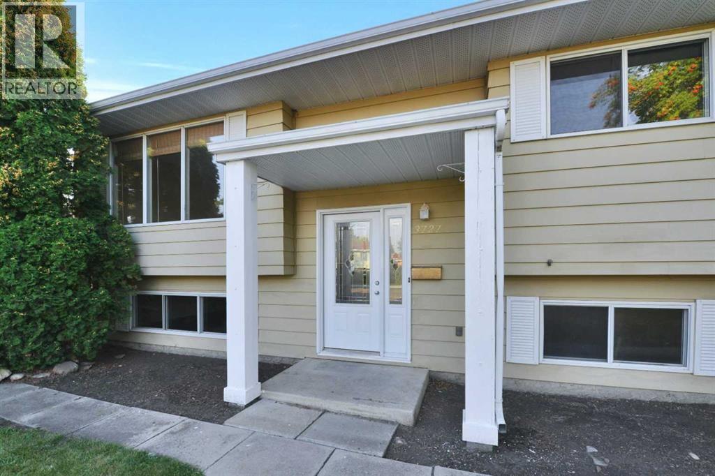 50 Avenue Unit 3727, Innisfail, AB T4G 1J1