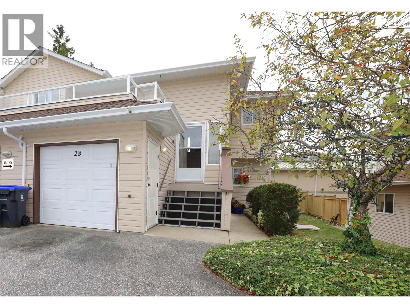 5610 Trail Avenue Unit 28, Sechelt, BC V0N 3A3