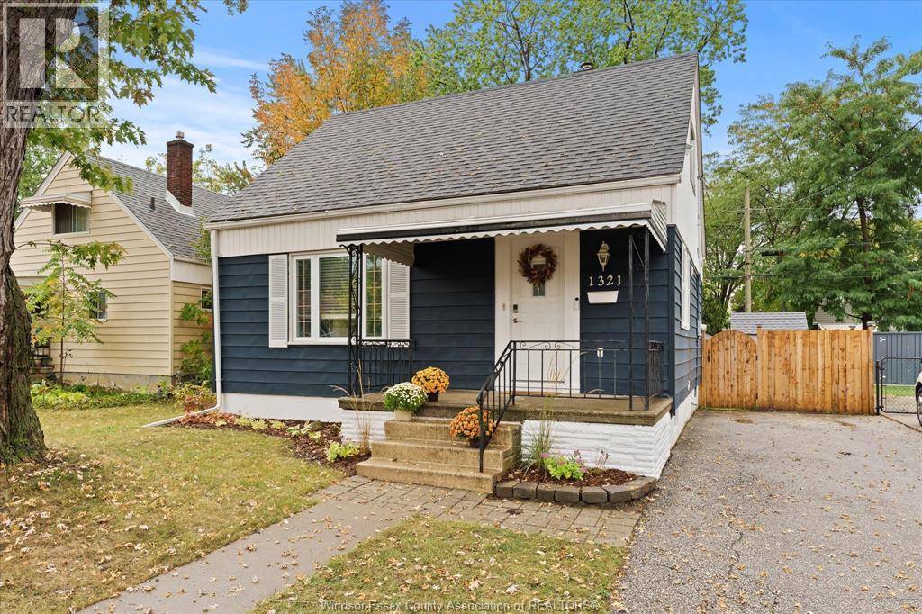 1321 Tourangeau, Windsor, ON N8Y 4J1
