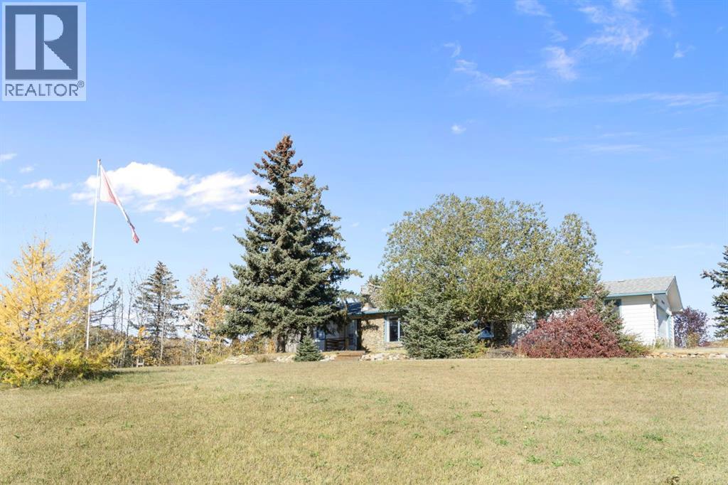 24064 Meadow Dr, Calgary, AB T3R 1A7