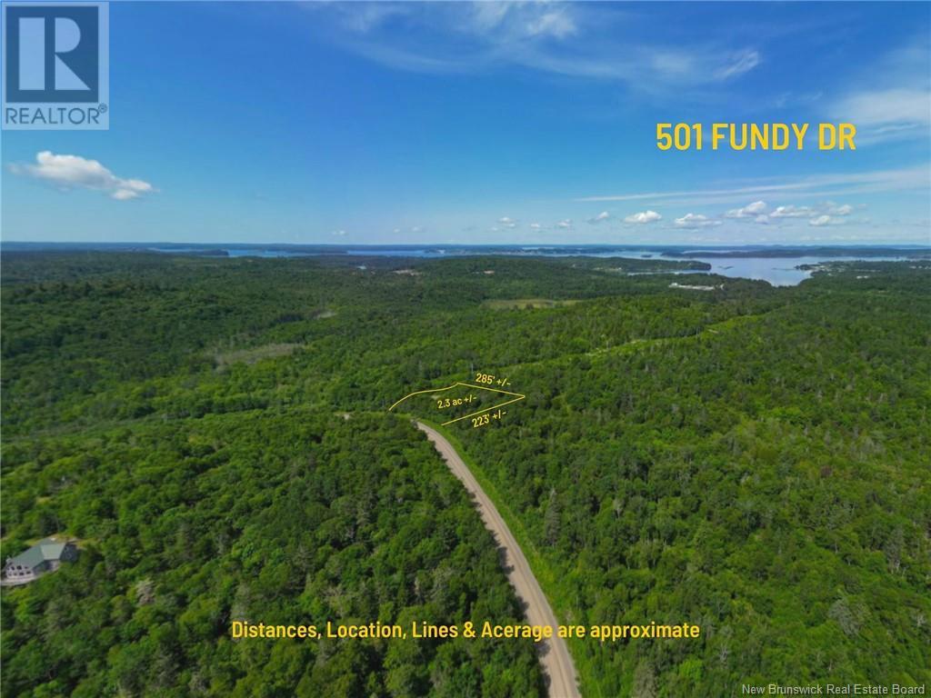 501 Fundy Dr, Wilsons Beach, NB E5E 1C1