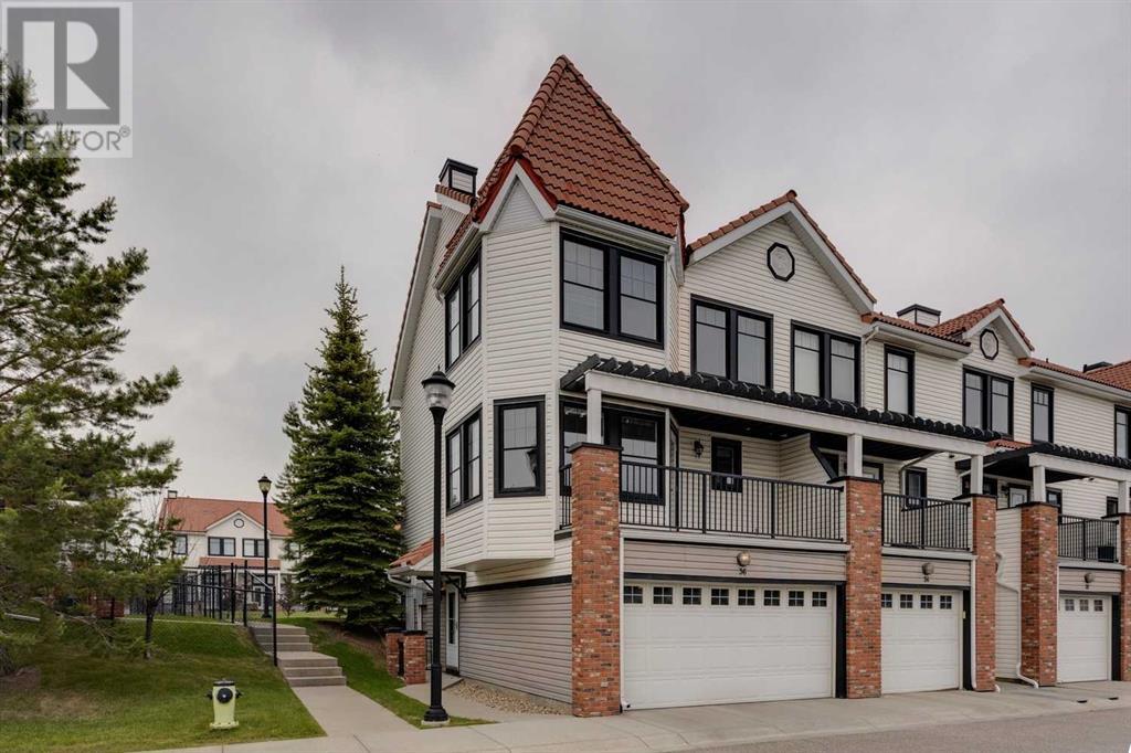 36 Royal Oak Ln NW, Calgary, AB T3G 6B4