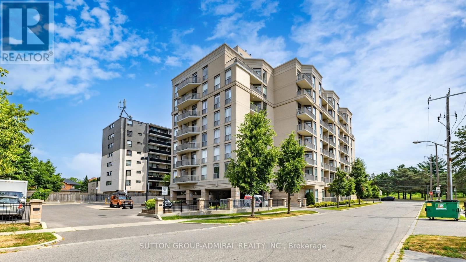 707 4200 Bathurst St, Toronto, ON M3H 6C7