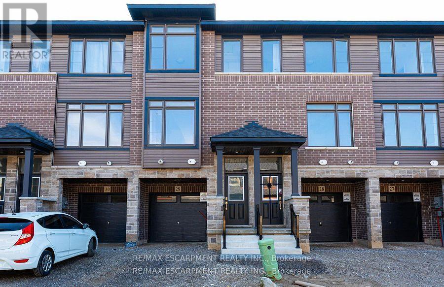 29 120 Court Dr, Brant Paris, ON N3L 0N2