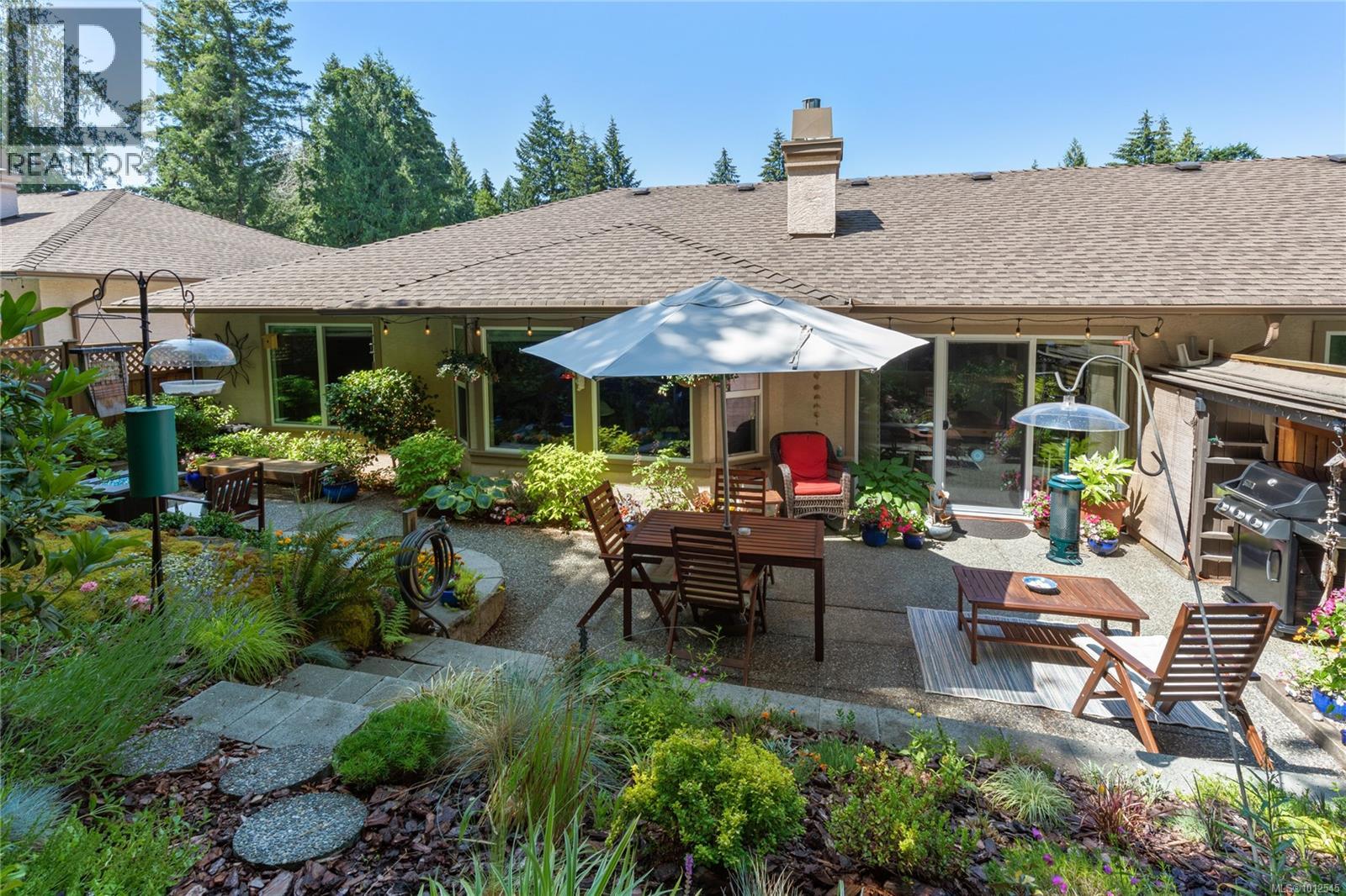 810 Chestnut St Unit 8 St, Qualicum Beach, BC V9K 2M6