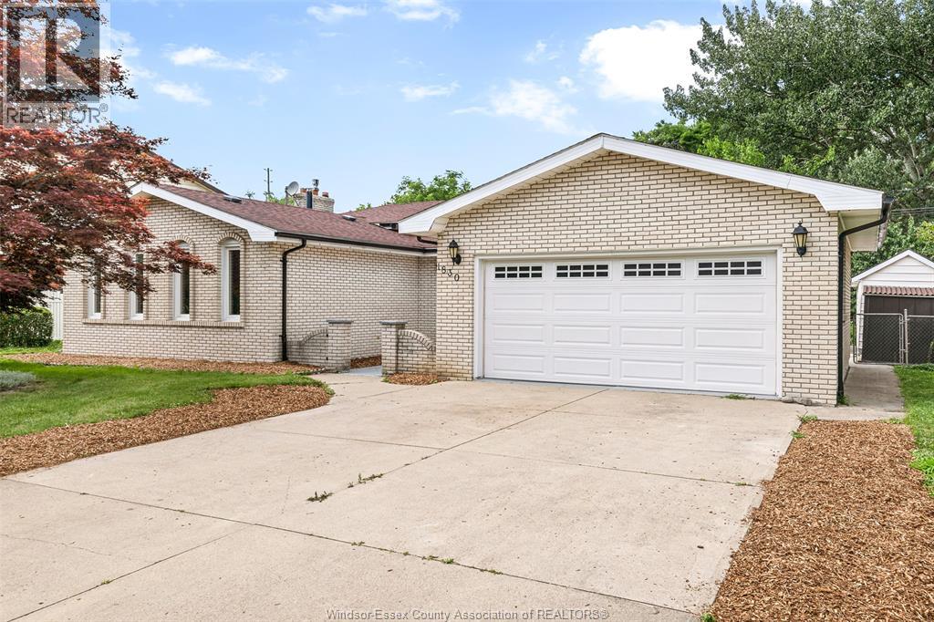 1830 Todd Ln, Lasalle, ON N9H 1J5