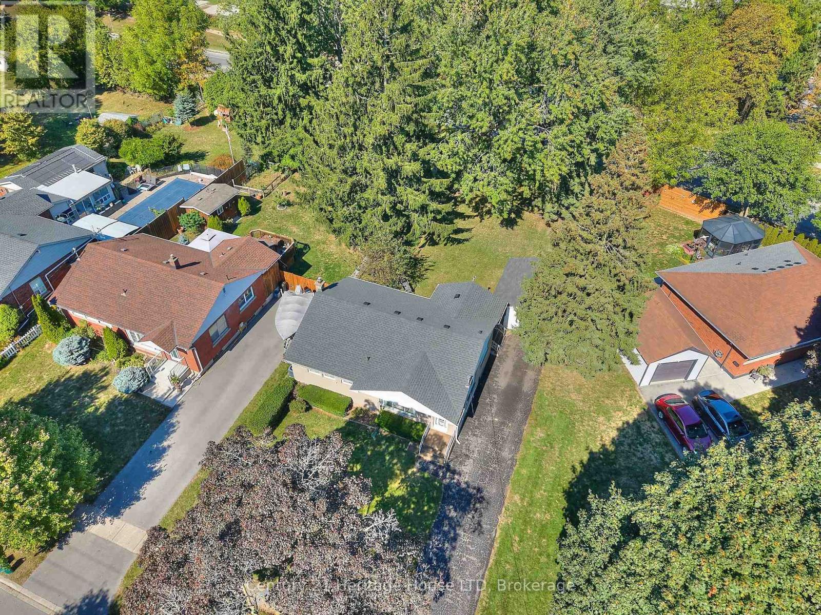 6281 Burdette Dr, Niagara Falls, ON L2E 5H1