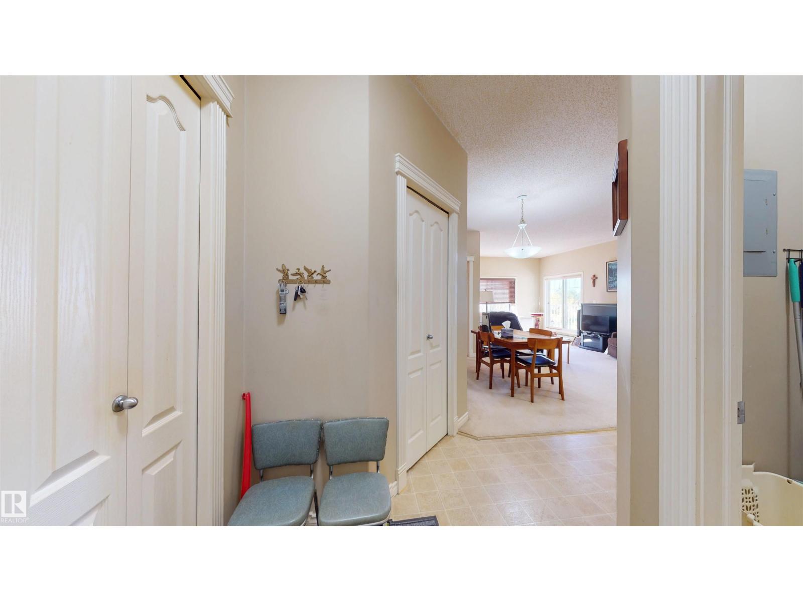 16807 100 Avenue Northwest #227, Edmonton, AB T5P 4A6
