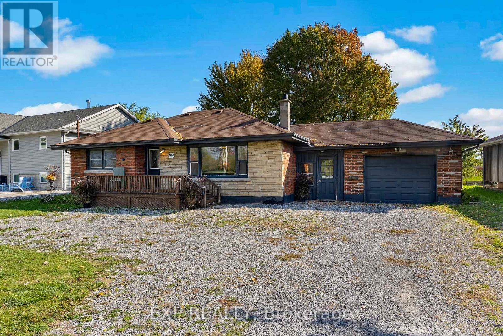 304 Kingsway St, Welland, ON L3B 3N9