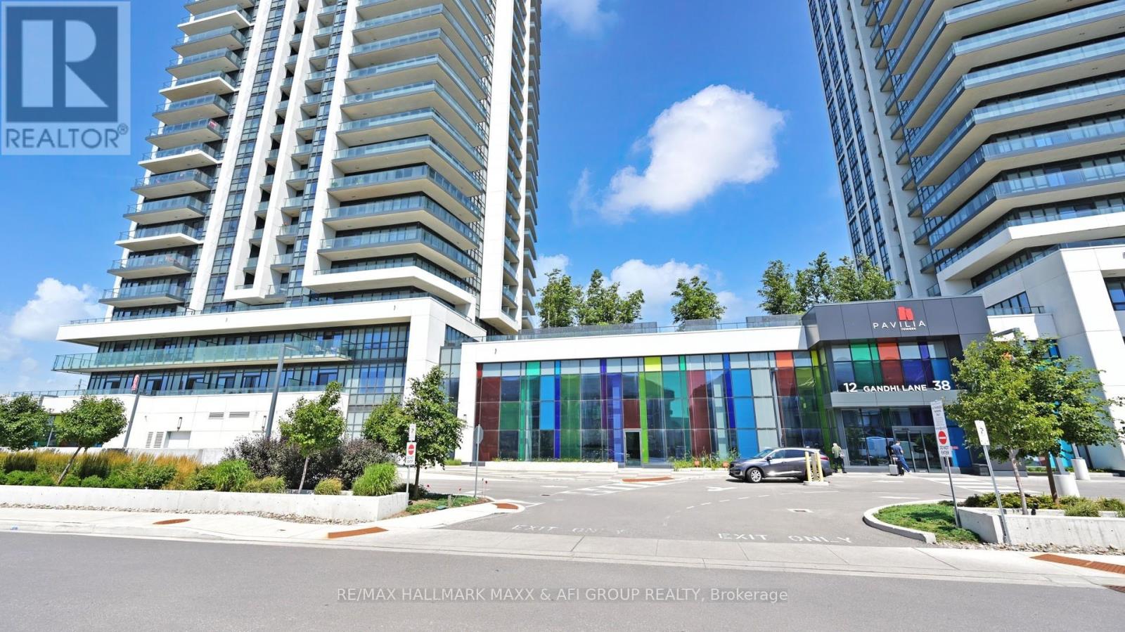 1207 12 Gandhi Ln, Markham, ON L3T 0G8