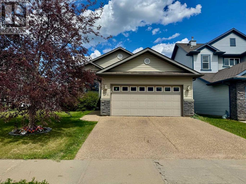 208 Paulson St, Fort Mcmurray, AB T9K 0B2