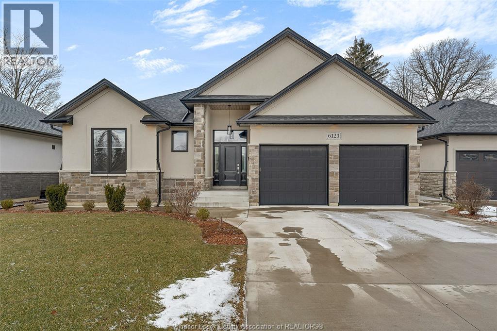 6123 Malden Rd, Lasalle, ON N9H 1S9