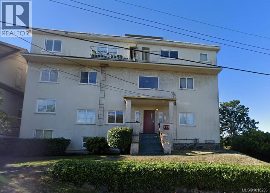 423 Wilson St, Victoria, BC V9A 3G6