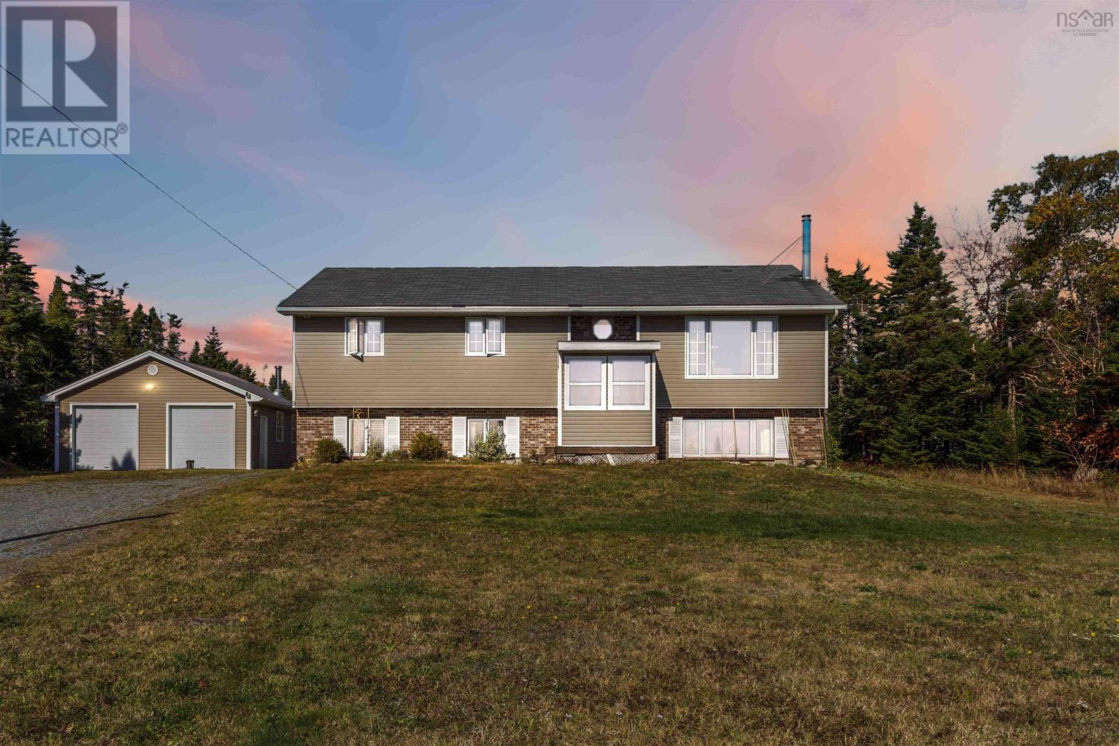 9 Colony Way, Lawrencetown, NS B2Z 1R4