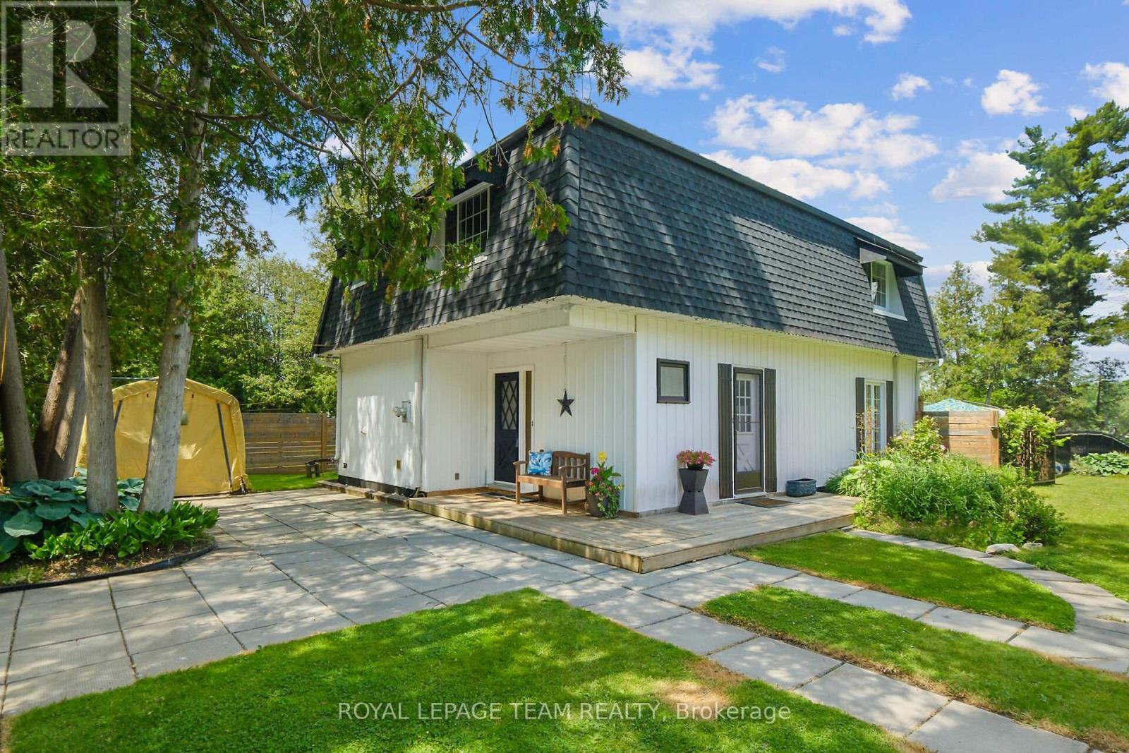 4440 Tranquility Ln, Ottawa, ON K0A 3M0