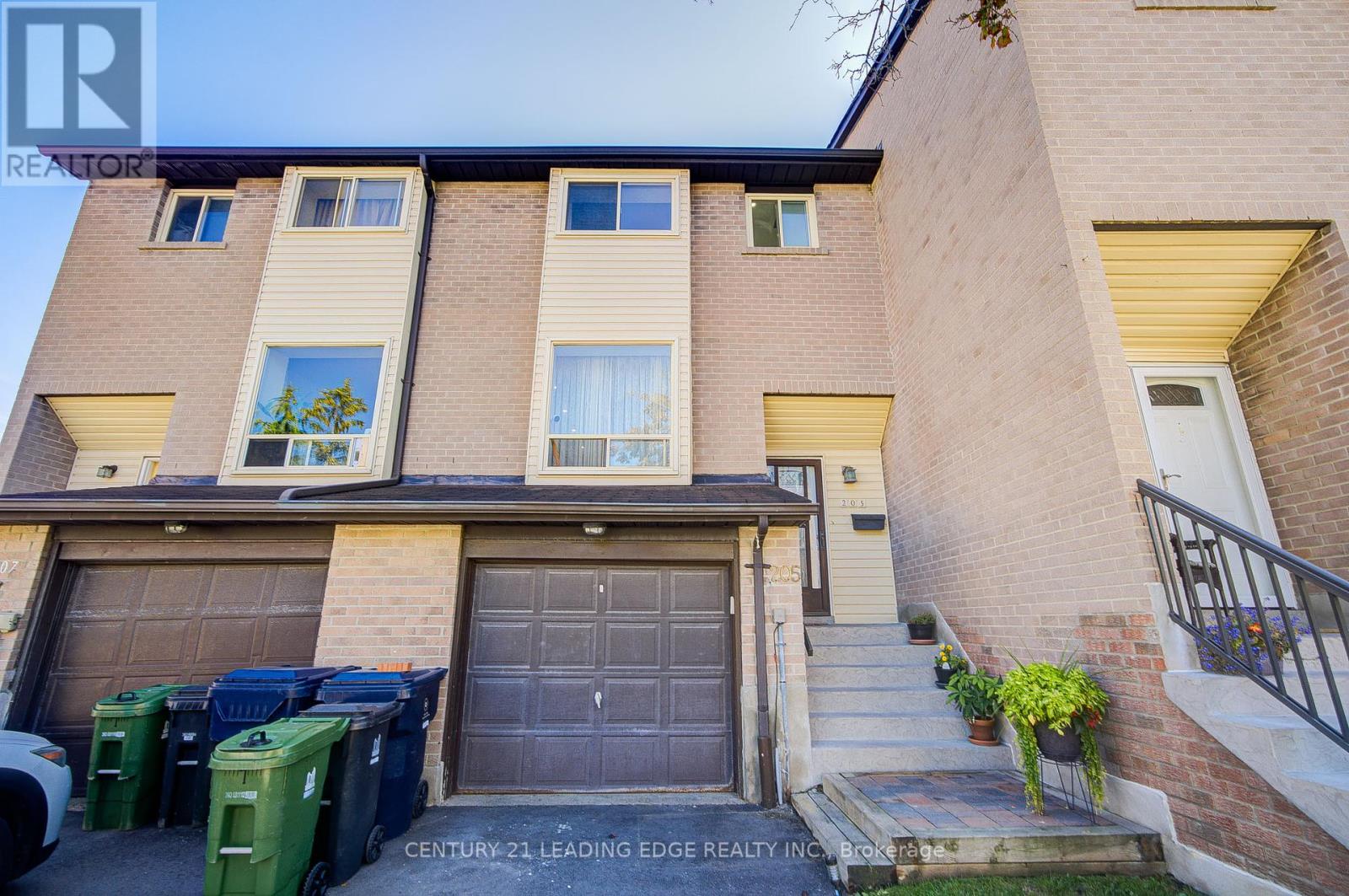 205 55 Collinsgrove Rd, Toronto, ON M1E 4Z2