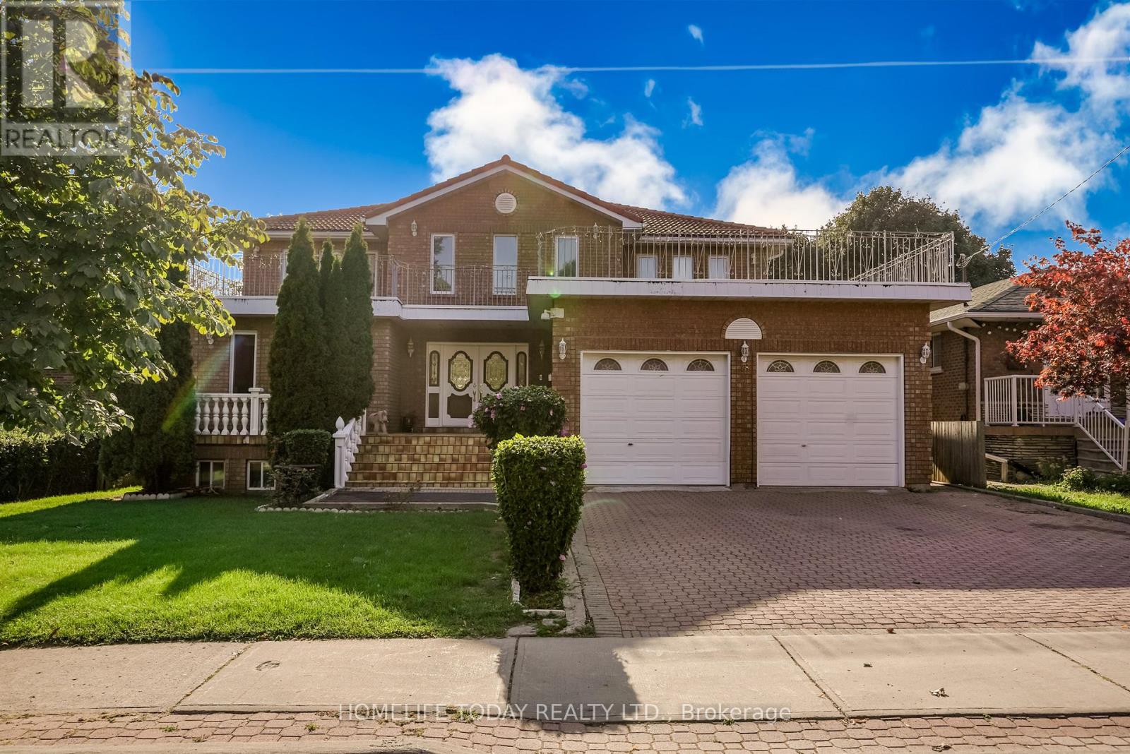 48 Torrance Rd, Toronto, ON M1J 2J4
