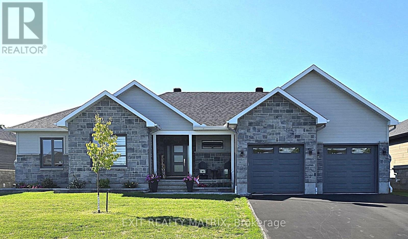 37 Whitetail Ave, South Stormont, ON K0C 1P0