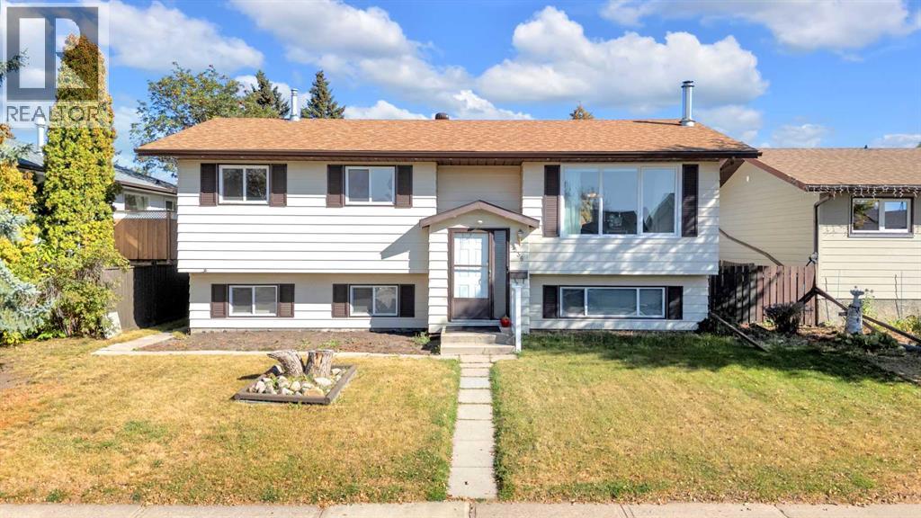 37 Street Unit 5336 #a, Innisfail, AB T4G 1E5