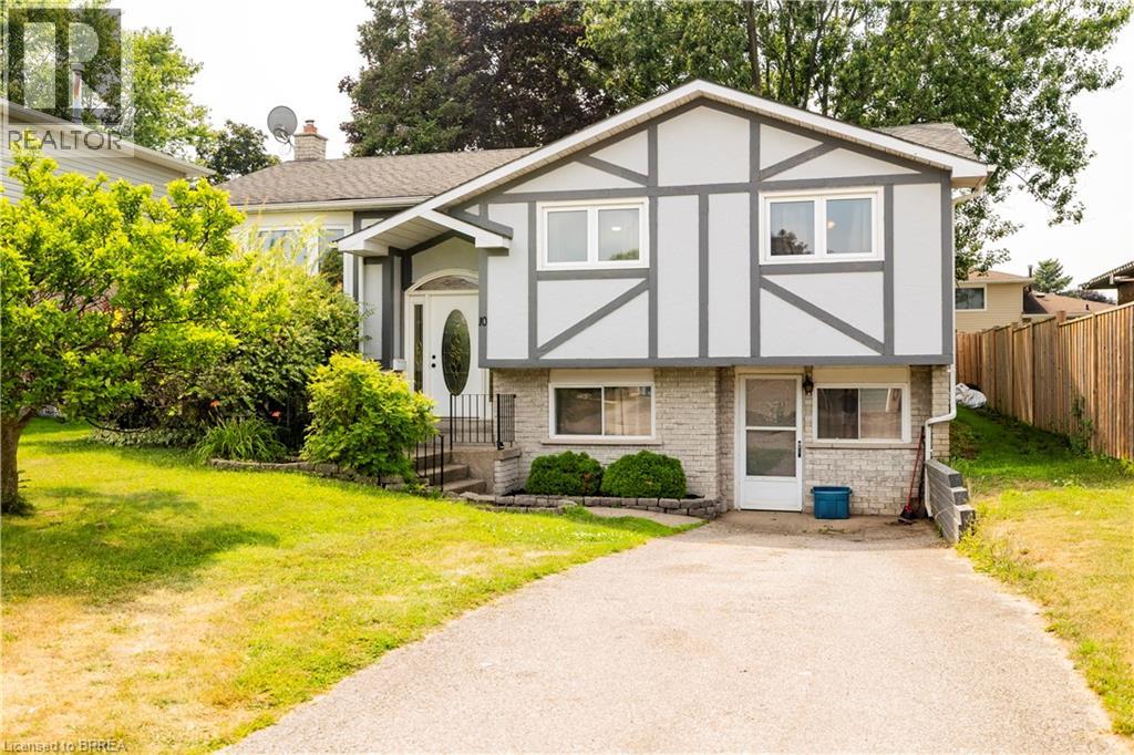 10 Garden Cres, Brant, ON N3L 3T4