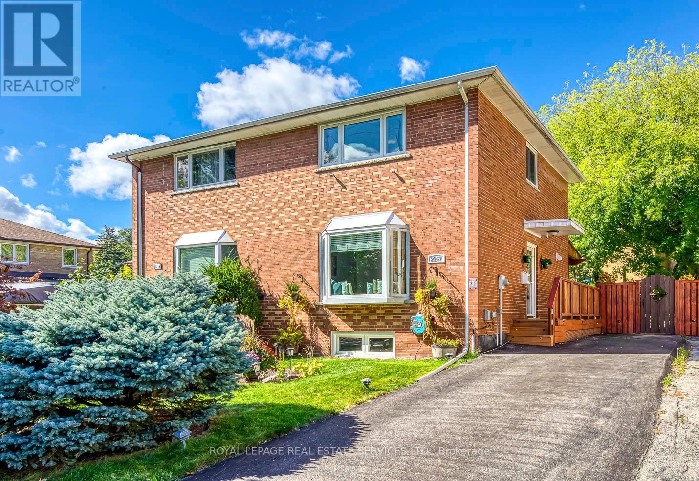 2257 Wiseman Ct, Mississauga, ON L5J 1P4