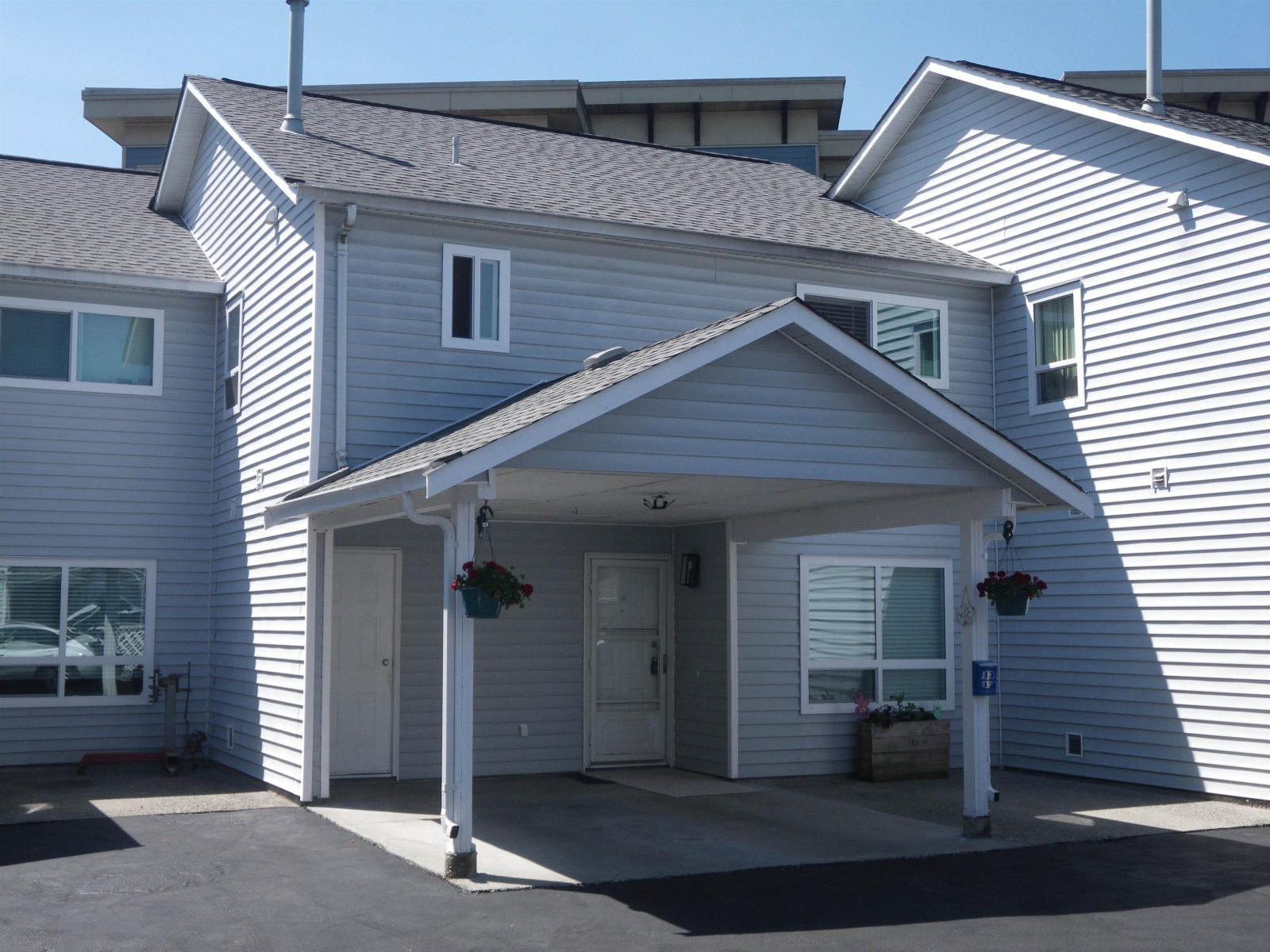 19952 56 Avenue Unit 4, Langley, BC V3A 3X9