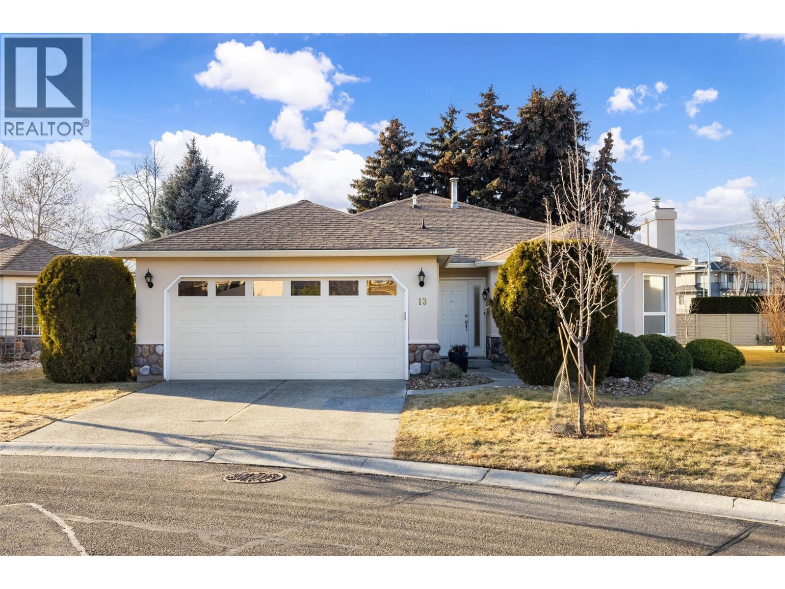 1201 Cameron Avenue Unit 13, Kelowna, BC V1Y 9H1