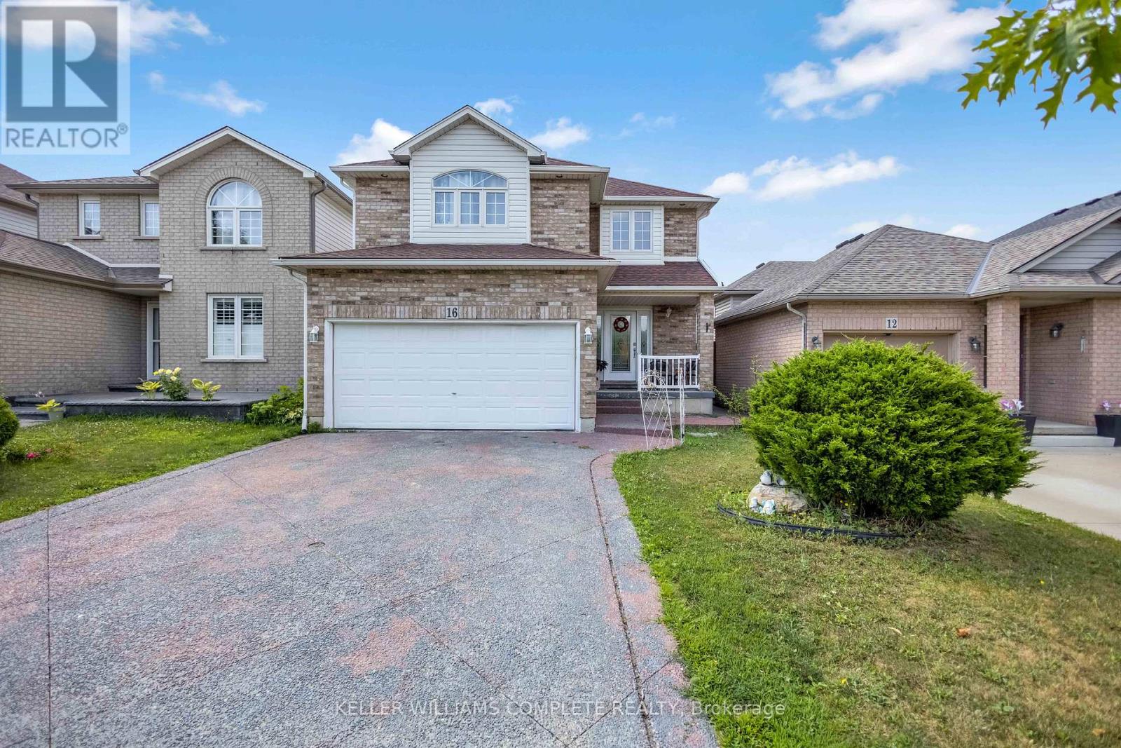 16 Jessica St, Hamilton, ON L8W 4A3