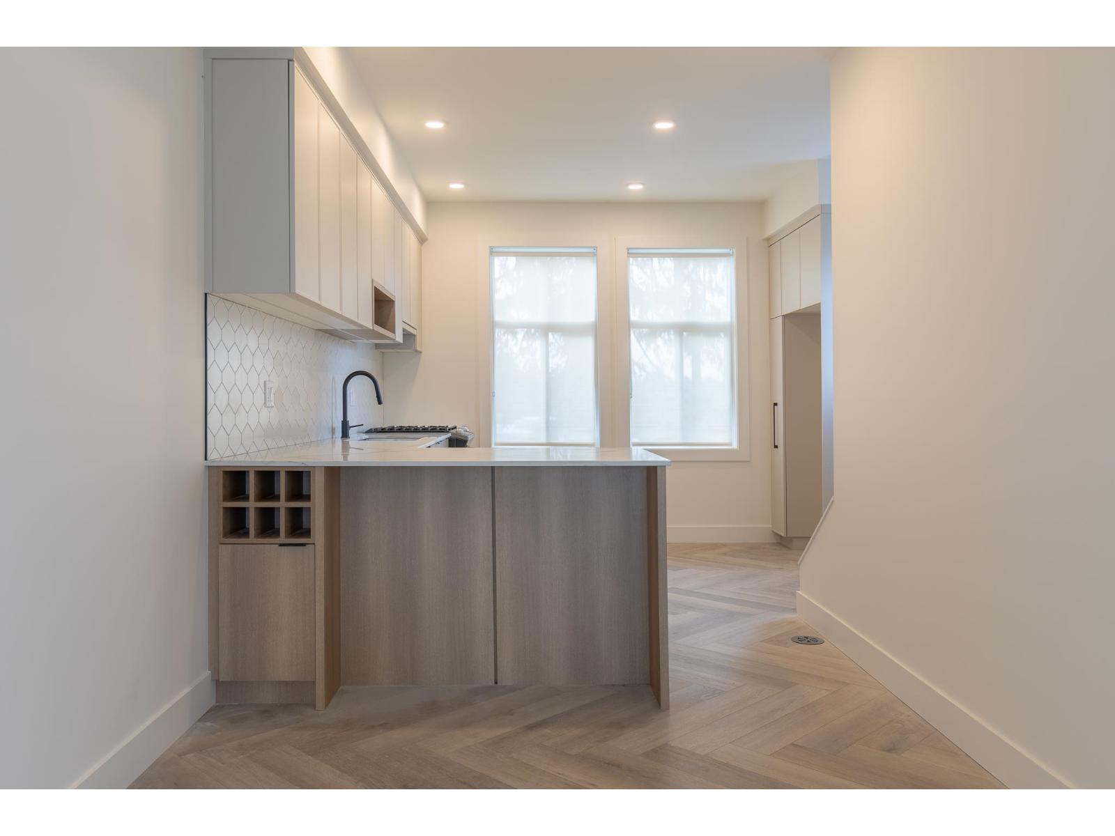 2350 165 Street Unit 187, Surrey, BC H0H 0H0