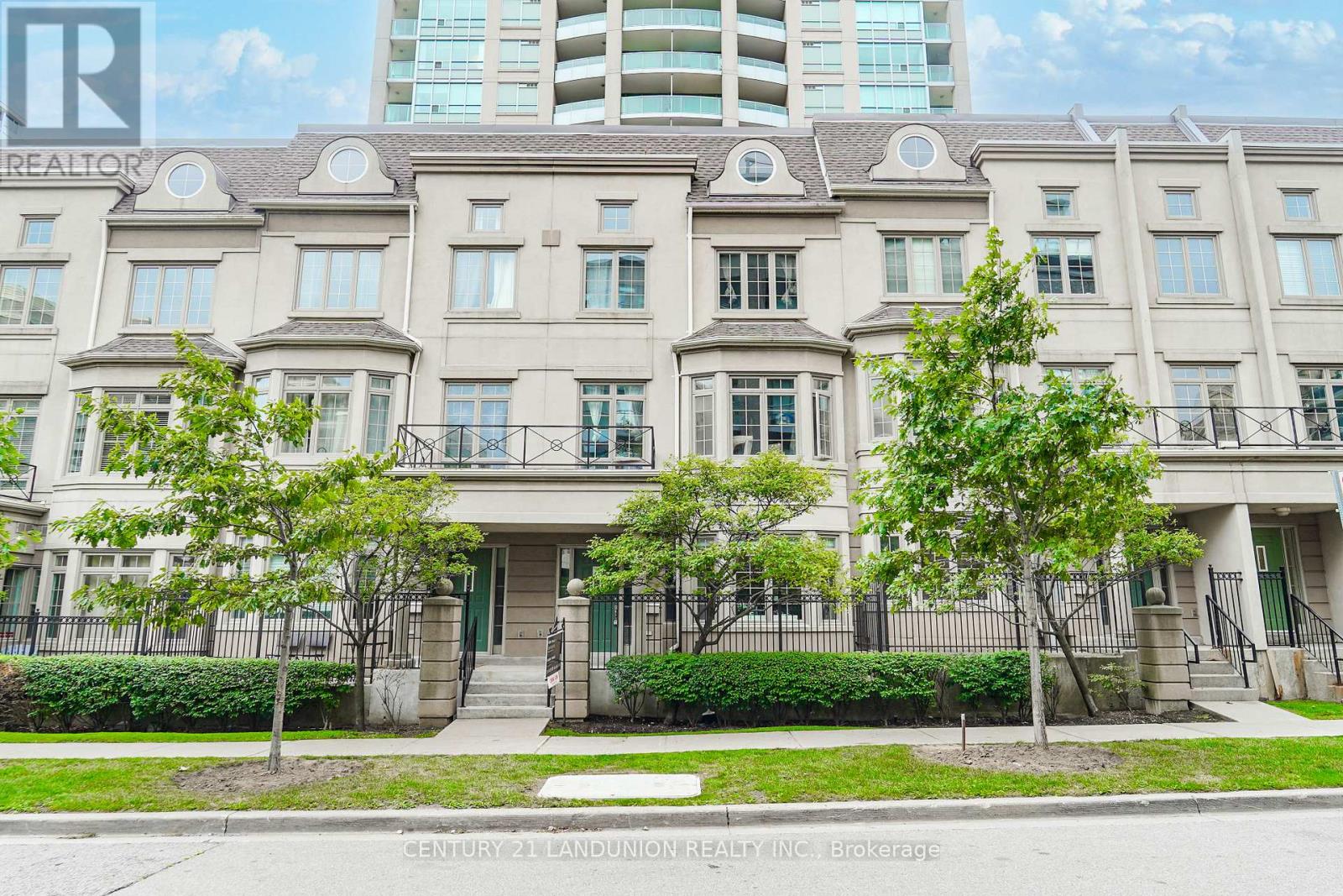 38 Kenaston Gdns, Toronto, ON M2K 1G7