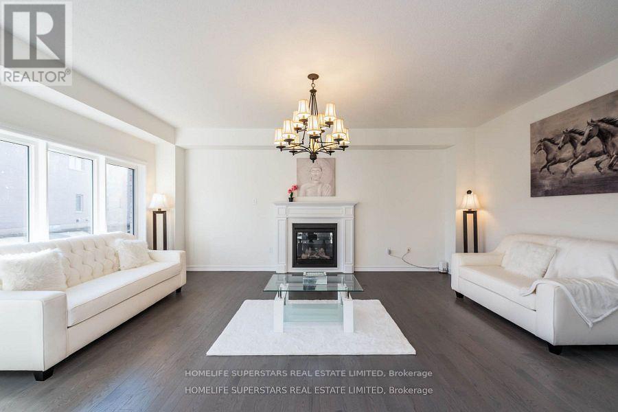 1121 Cole St, Innisfil Alcona, ON L9R 0R3