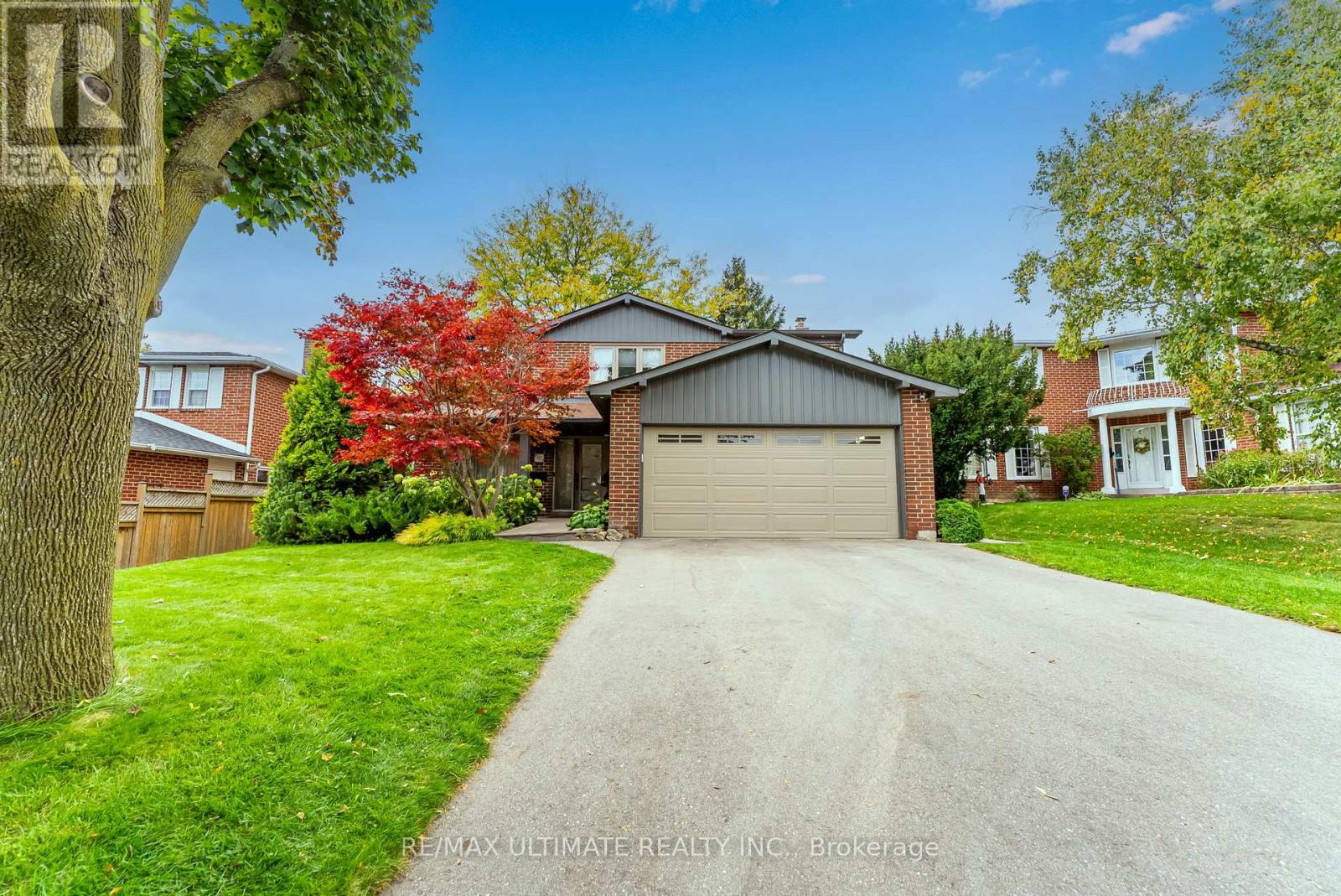 4157 Marblethorne Ct, Mississauga, ON L4W 2H9