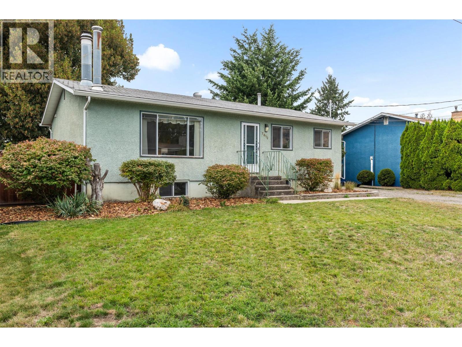 7612 Birch Ln, Coldstream, BC V1B 1N9