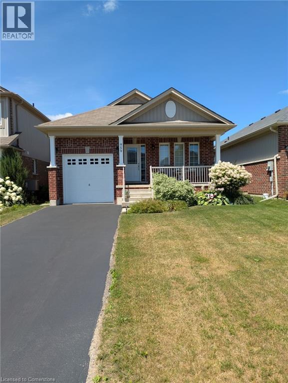 959 Adams Ave S, Listowel, ON N4W 0E6