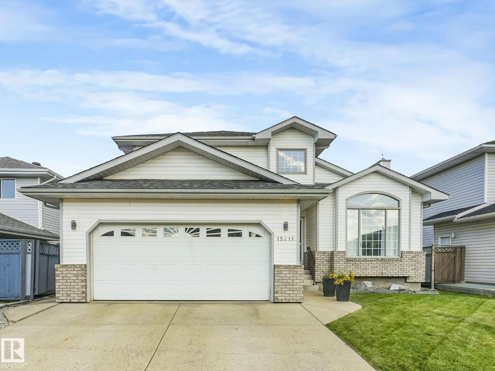 59 St Nw Unit 15911, Edmonton, AB T5Y 2R4