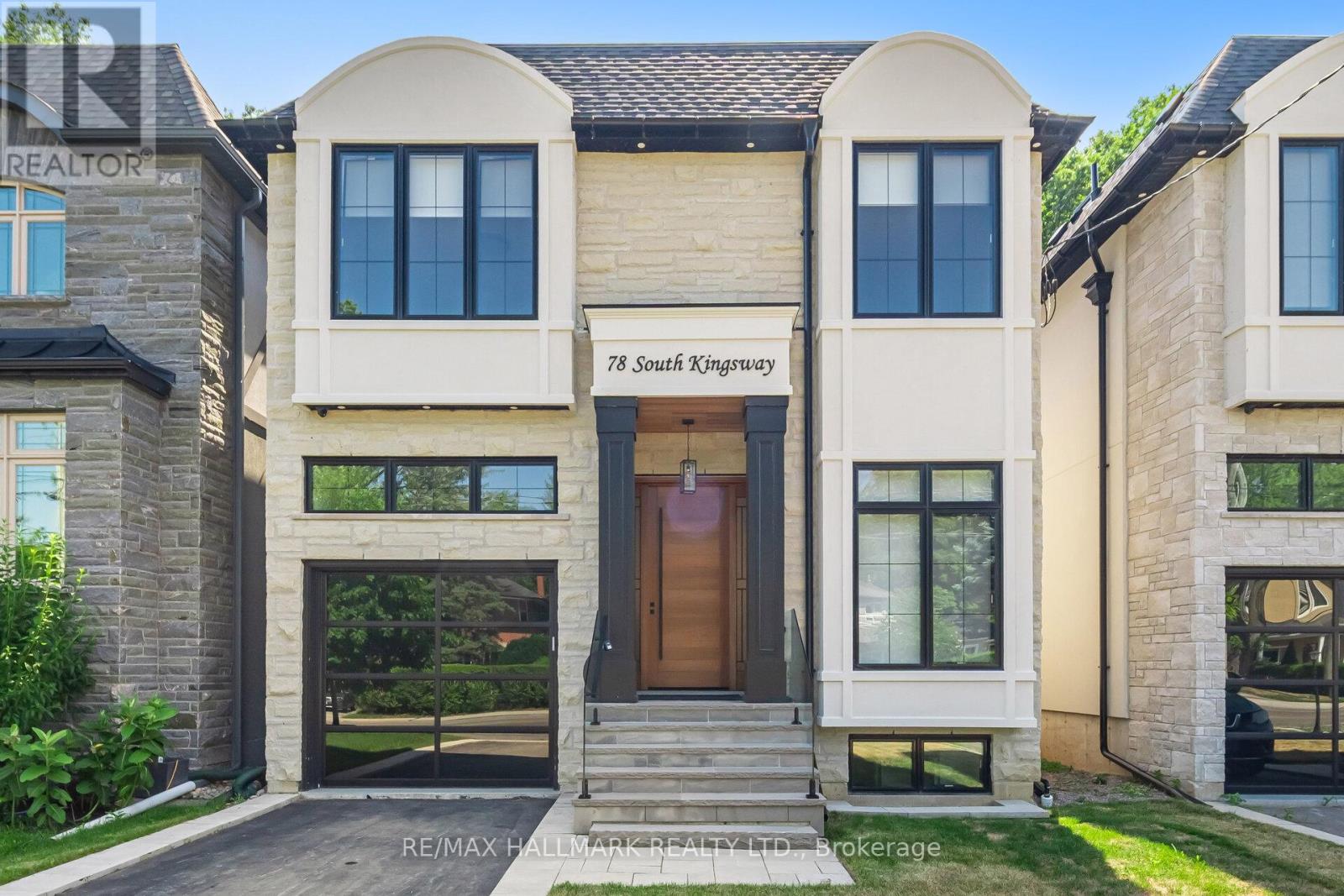 78 S Kingsway, Toronto, ON M6S 3T3