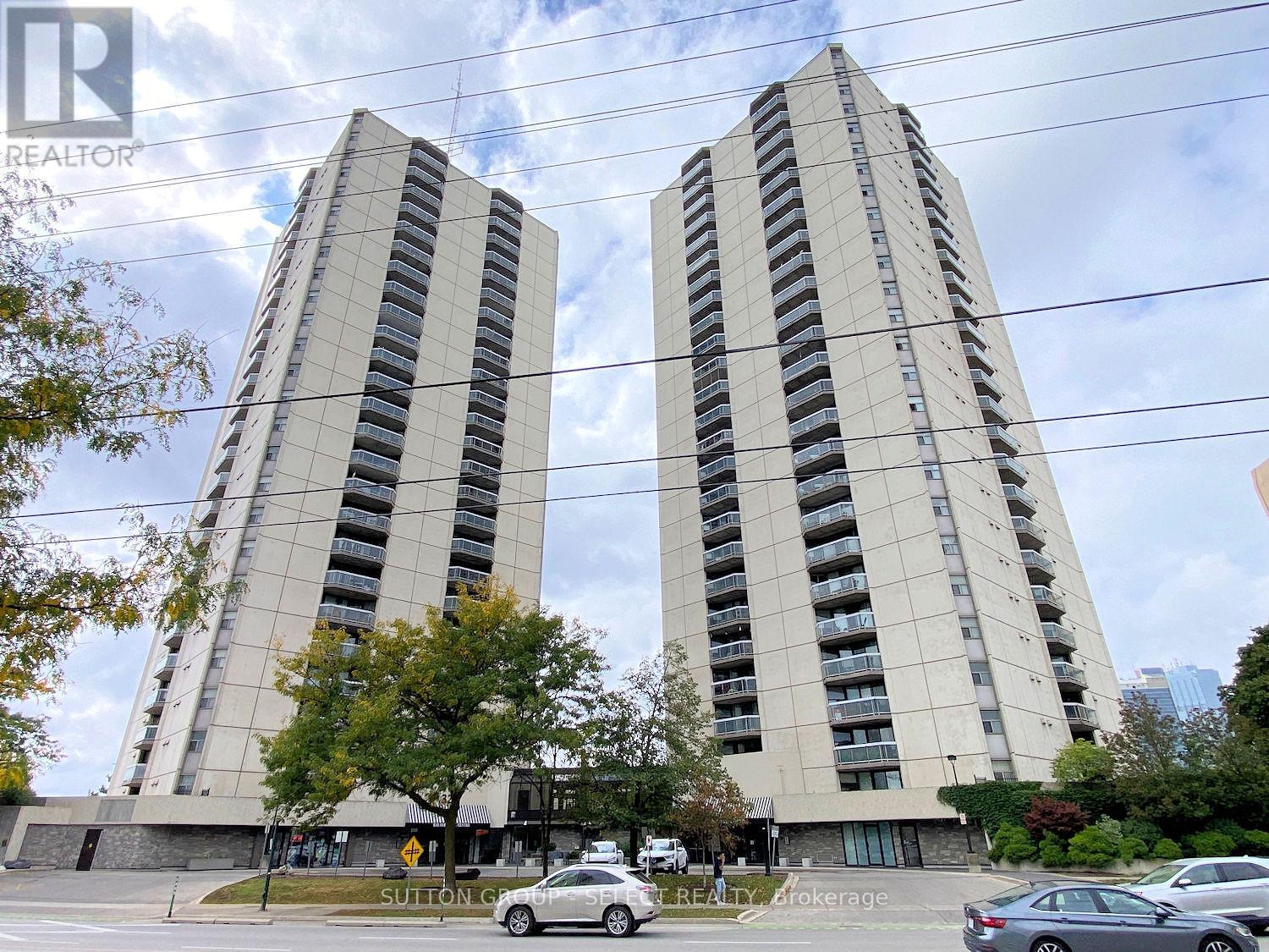 1702 323 Colborne St, London, ON N6B 3N8