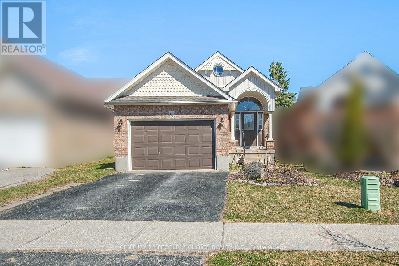 19 Mckitrick Dr, Orangeville, ON L9W 5C2