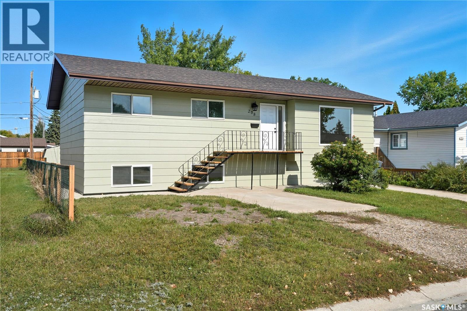 208 Rigmor St, Warman, SK S0K 4S1