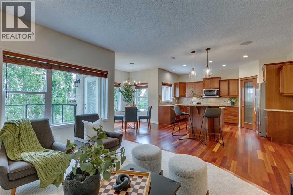 75 Cranridge Hts SE, Calgary, AB T3M 0C1