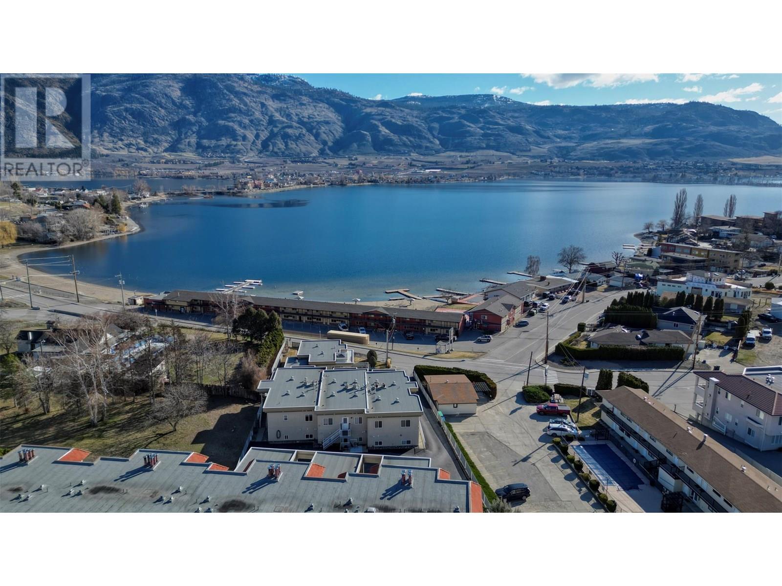 6006 89th Street Unit 2, Osoyoos, BC V0H 1V1