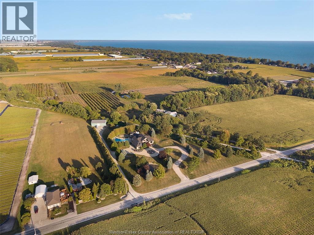 1490 Kratz Sideroad, Kingsville, ON N9Y 3K3