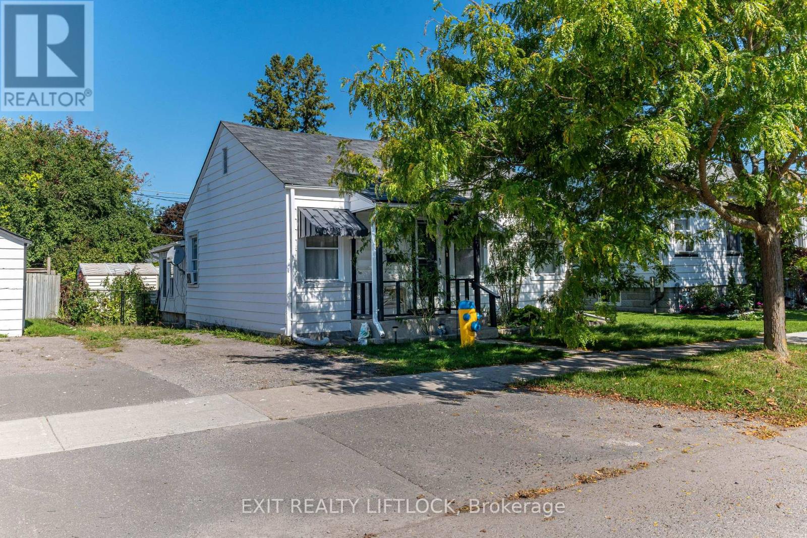 720 New Romaine St Ward 1 St, Peterborough, ON K9J 2E8
