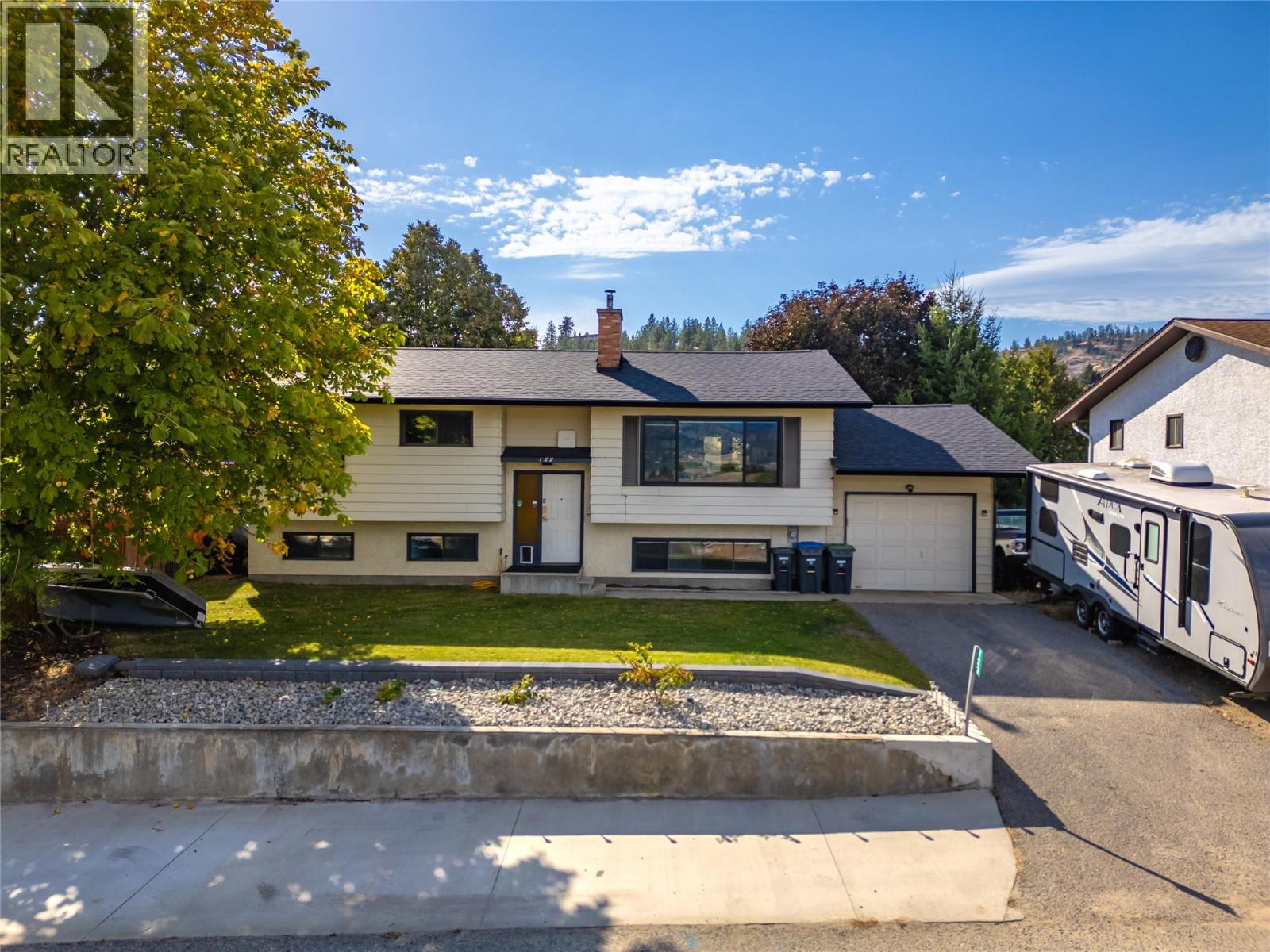 122 Arlayne Rd, Kaleden, BC V0H 1K0