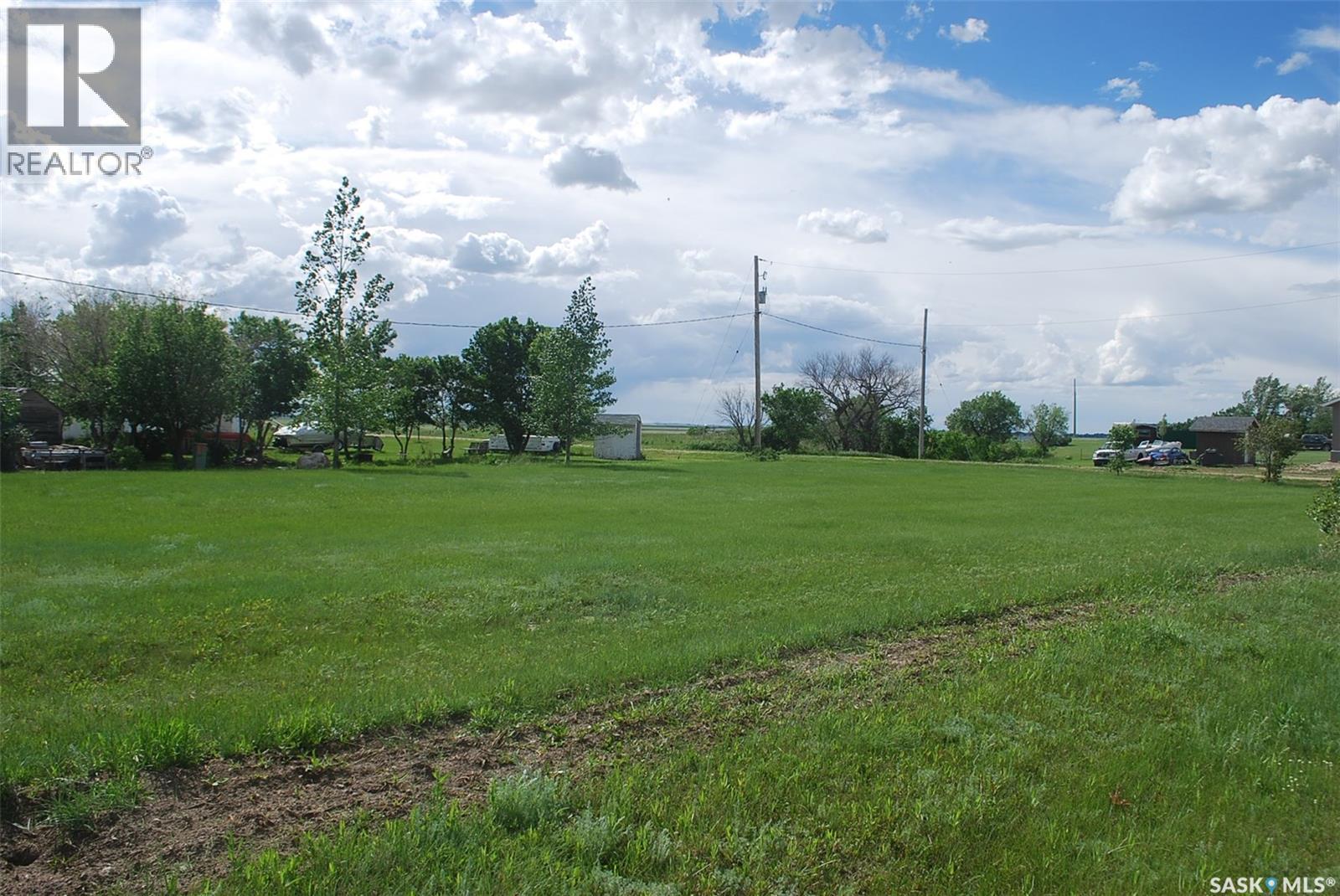 2 Douglas Dr Dr, Mckillop Rm No. 220, SK S0G 4L0