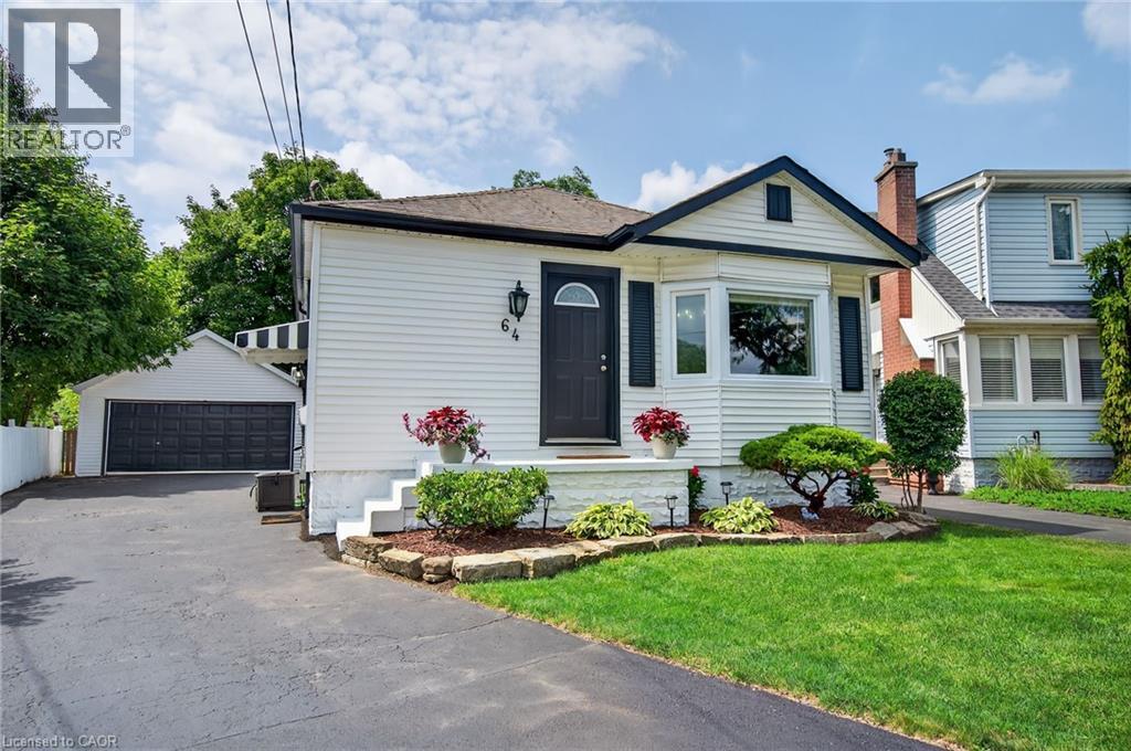 64 Vola Ct, Hamilton, ON L9A 3M5