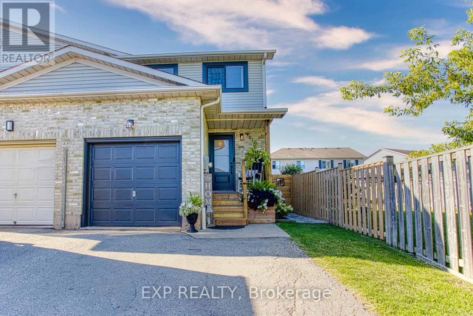4816 John St, Lincoln Beamsville, ON L3J 0P5
